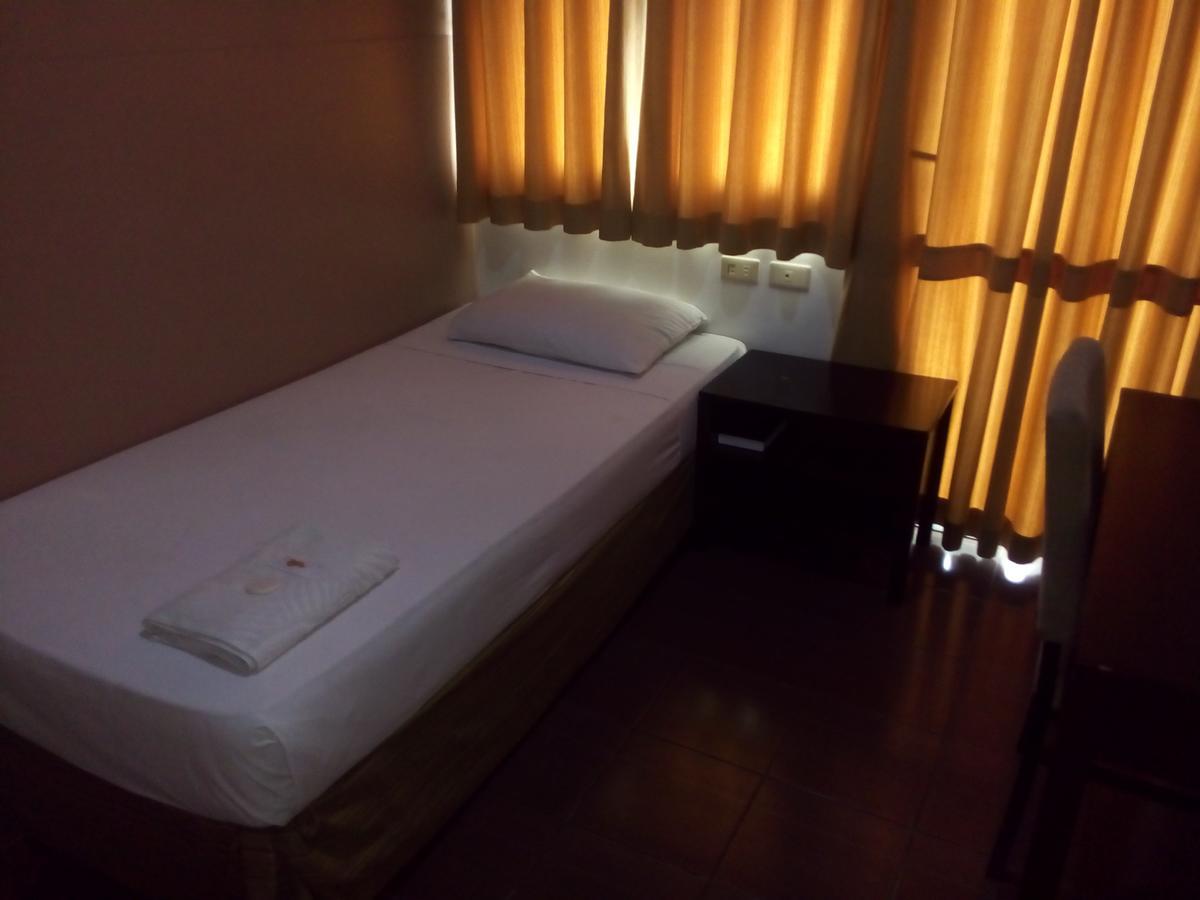 Hotel Kichi Legazpi Exterior photo